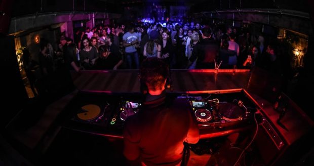 nightclubs-in-istanbul-6-e1519720179466.jpg