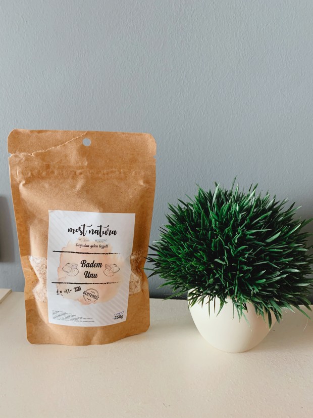 Processed with RNI Films. Preset 'Agfa Precisa 100'