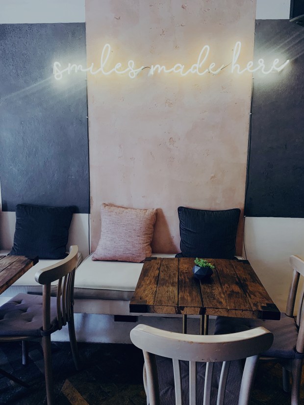 Processed with RNI Films. Preset 'Fuji FP 100C v.5'